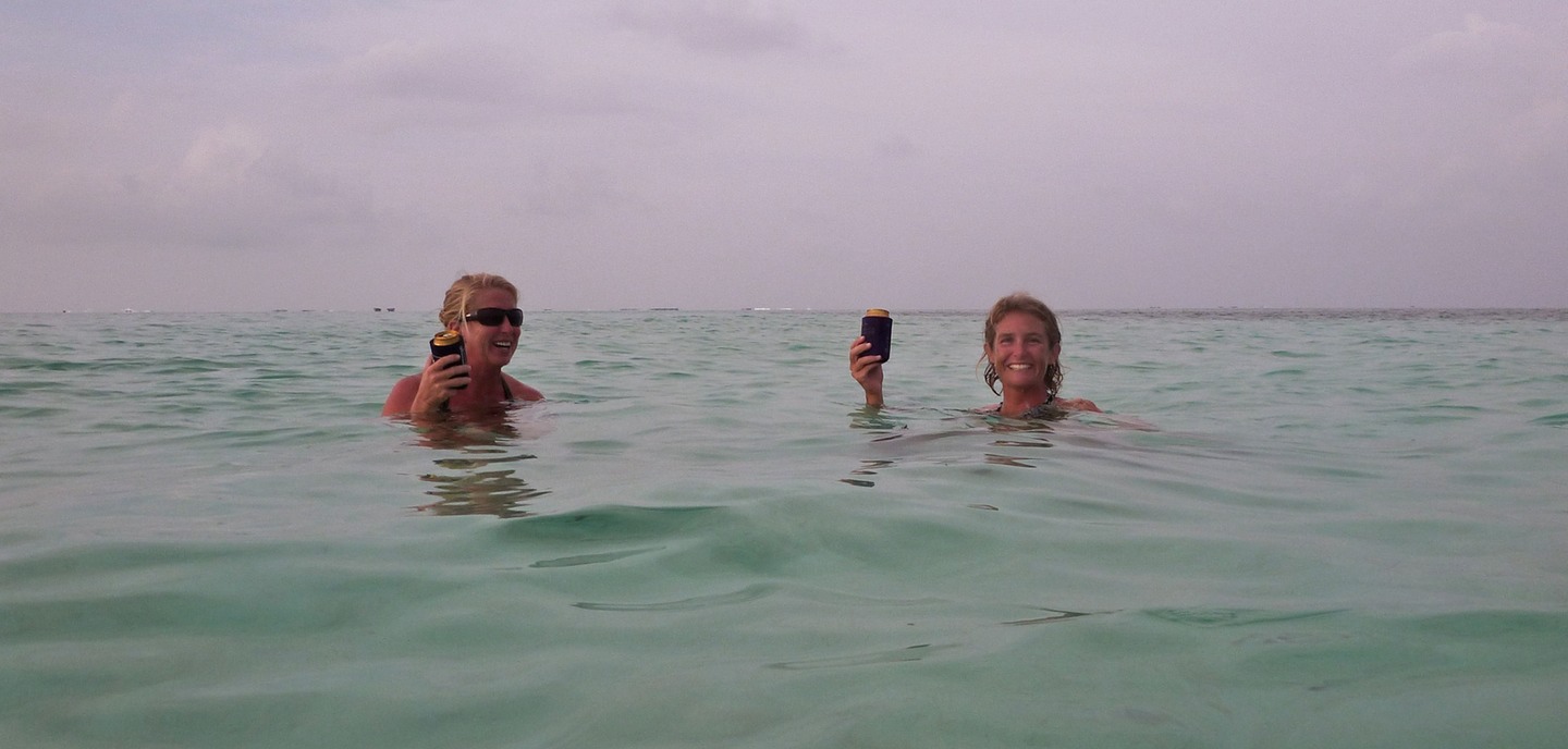 Happy hour in the lagoon